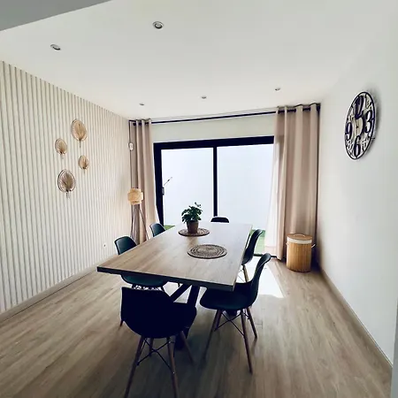 Trendy Isabella Holiday home *