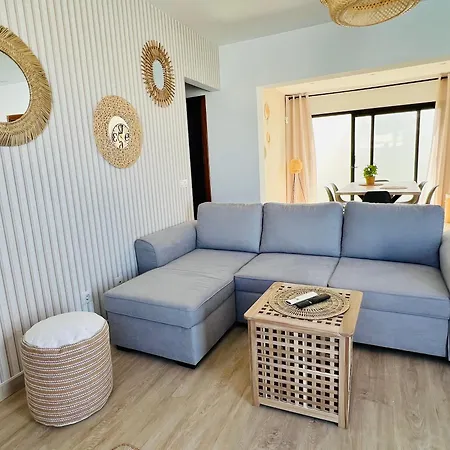 Trendy Isabella, Heated Pool Prázdninový dům Playa Blanca (Lanzarote)