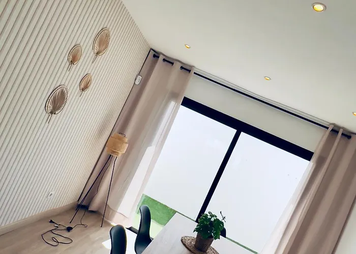بيت للعطل Trendy Isabella, Heated Pool