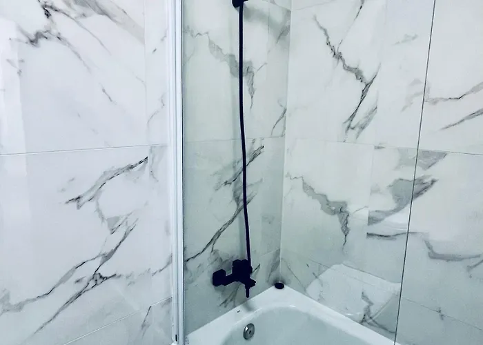 Trendy Isabella, Heated Pool بيت للعطل *